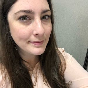 Meet your Posher, Alexandra